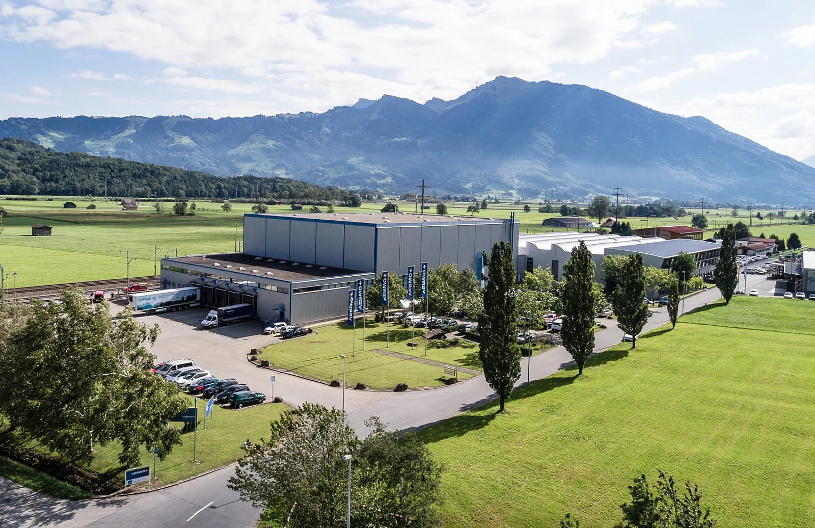 Die Logistik Engineering AG zieht nach Reichenburg um Die Logistik Engineering AG zieht nach Reichenburg um
