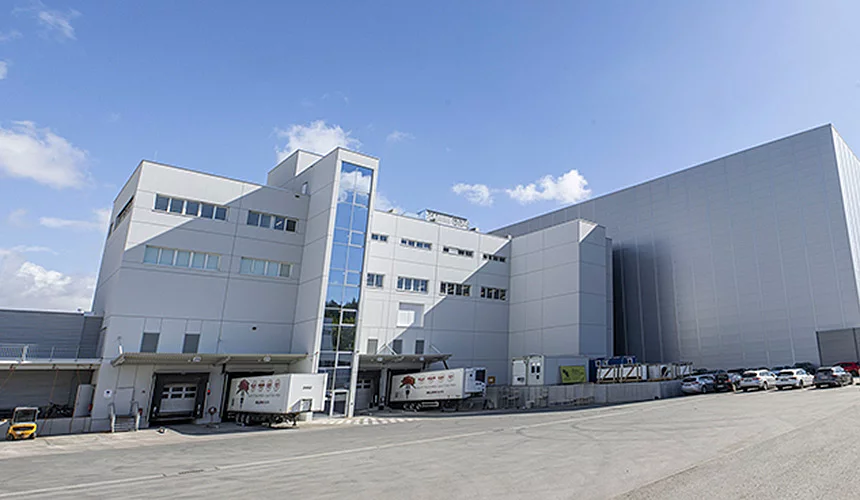 Begleitung Tiefkühl-Hochregallager Begleitung Tiefkühl-Hochregallager